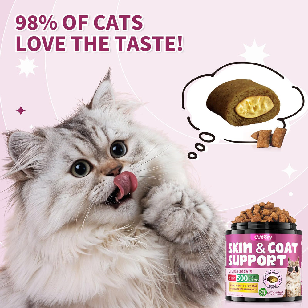 Cudory Omega3 Cats soft chews close-up, creamy texture encouraging consistent coat care