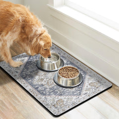 Cuslnox anti-slip back keeps mat in place during feeding
