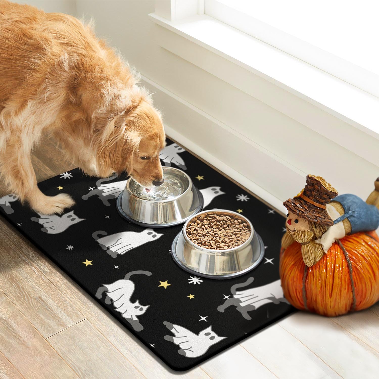 Cuslnox Halloween dog food mat quick-dry surface after meals