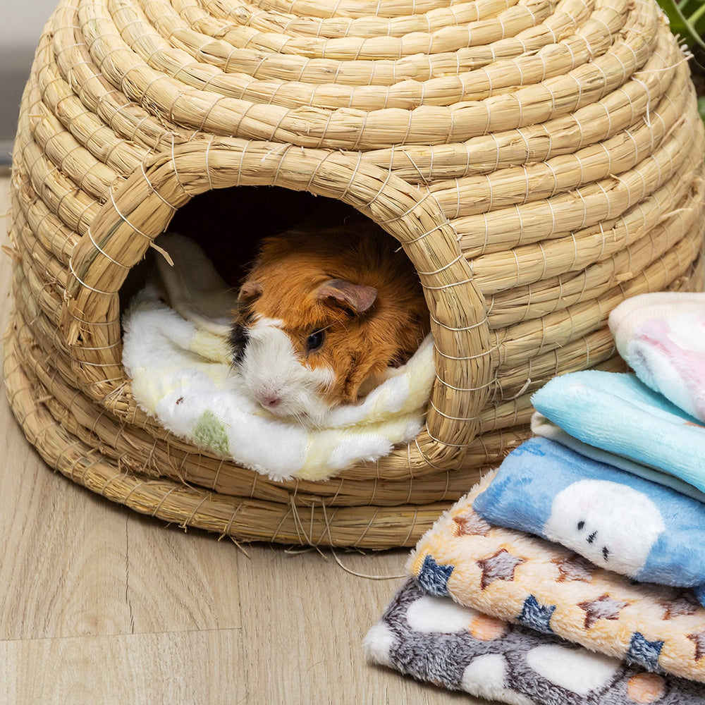 CUSOZWO guinea pig bedding mat grey love heart adds cute floor liner
