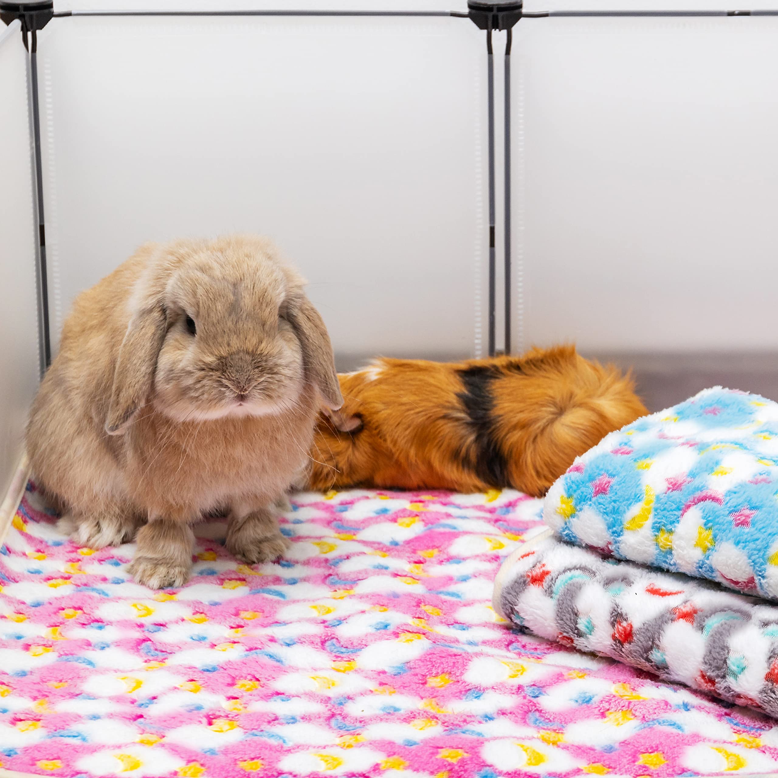 CUSOZWO blankets are hand- and machine-washable for easy care