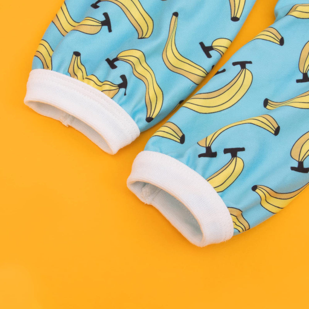 CuteBone four-leg coverage pajamas; keeps dogs comfy during activities.