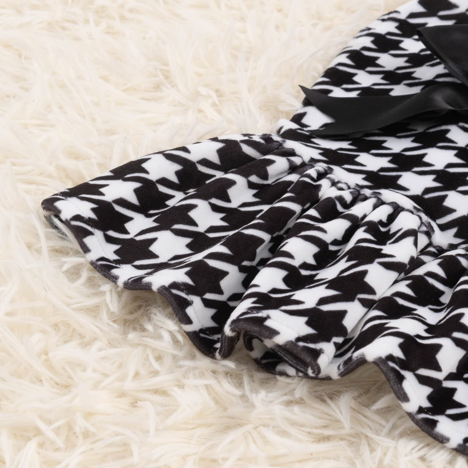 CuteBone small-dog wear for weddings and photoshoots with ease.