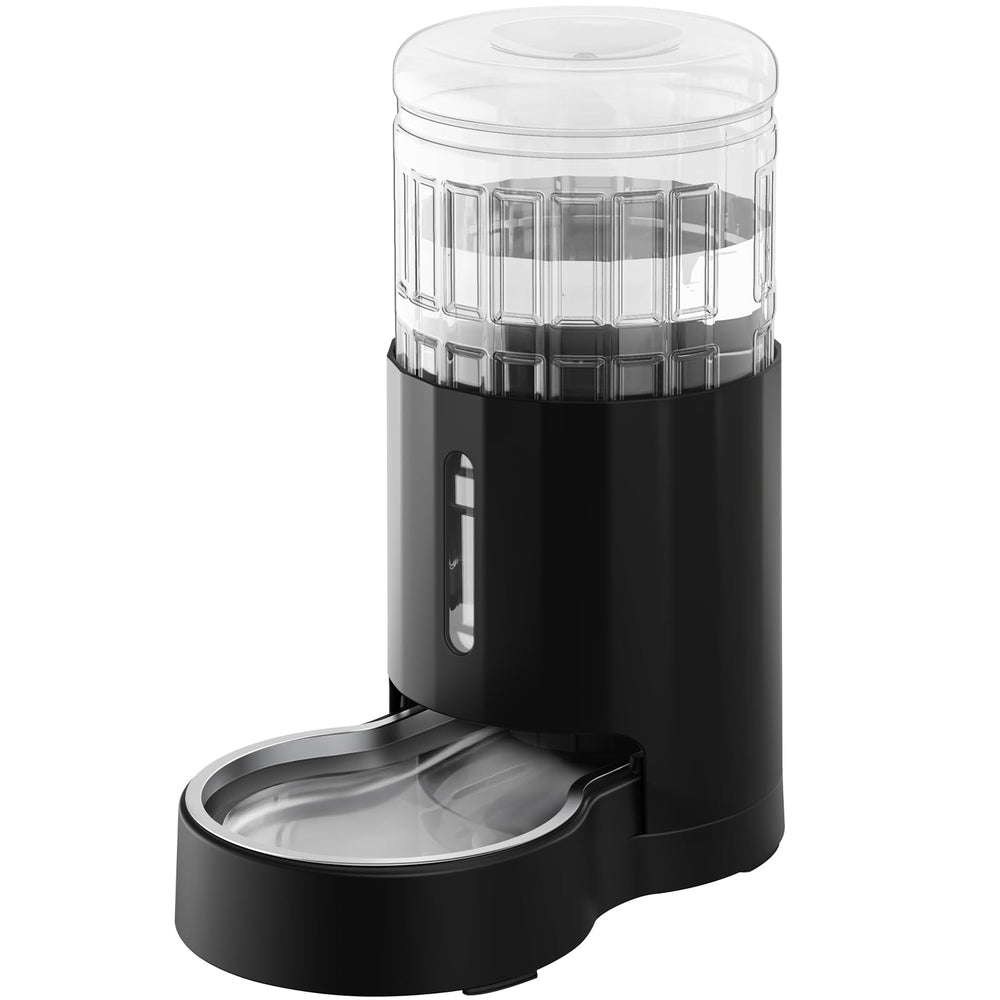 CZPET automatic water dispenser with 4L bowl provides a ready hydration station for pets.