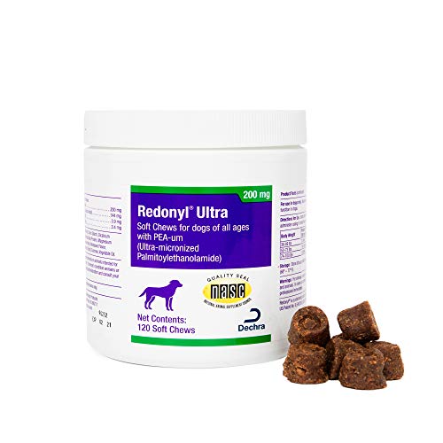 Dechra Redonyl Ultra Soft Chews pouch demonstrates convenient skin health support for allergic dogs.