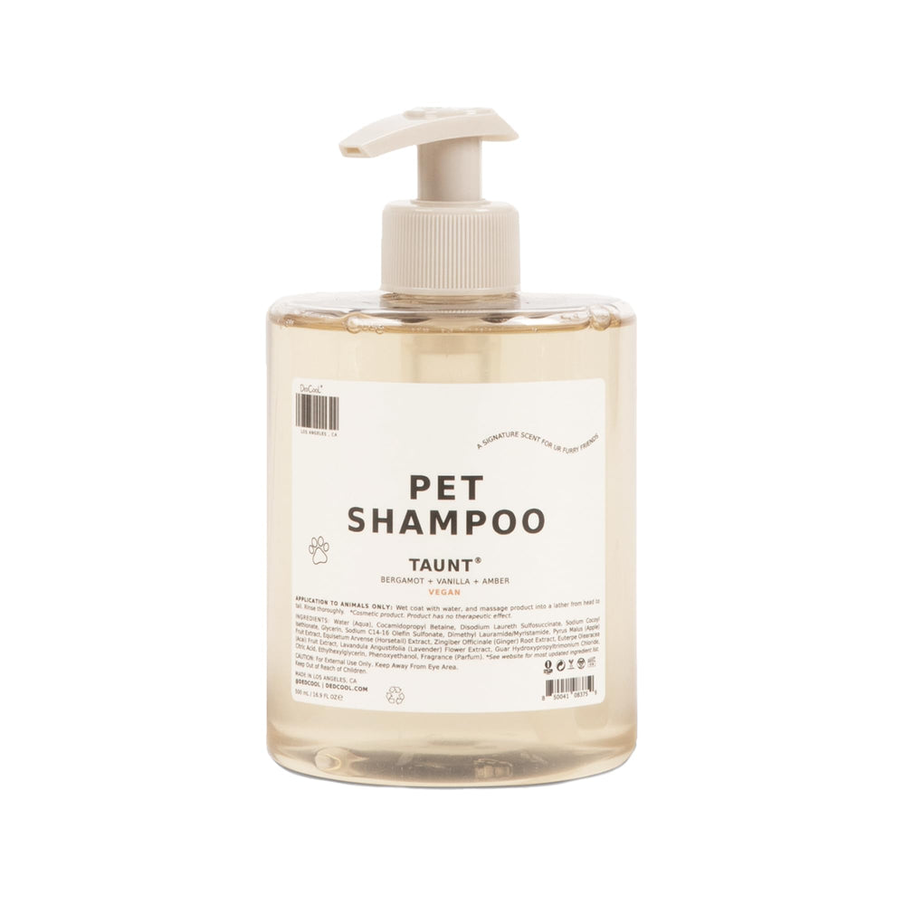 DedCool pet shampoo bottle with 01 Taunt scent for a fresh, clean coat