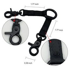 Della Stella nickel-plated swivel clip prevents tangling during lively outdoor adventures.