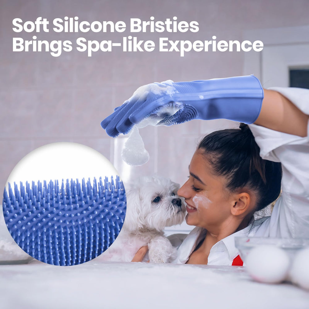 DELOMO dog washing gloves fit most hands for comfortable sessions