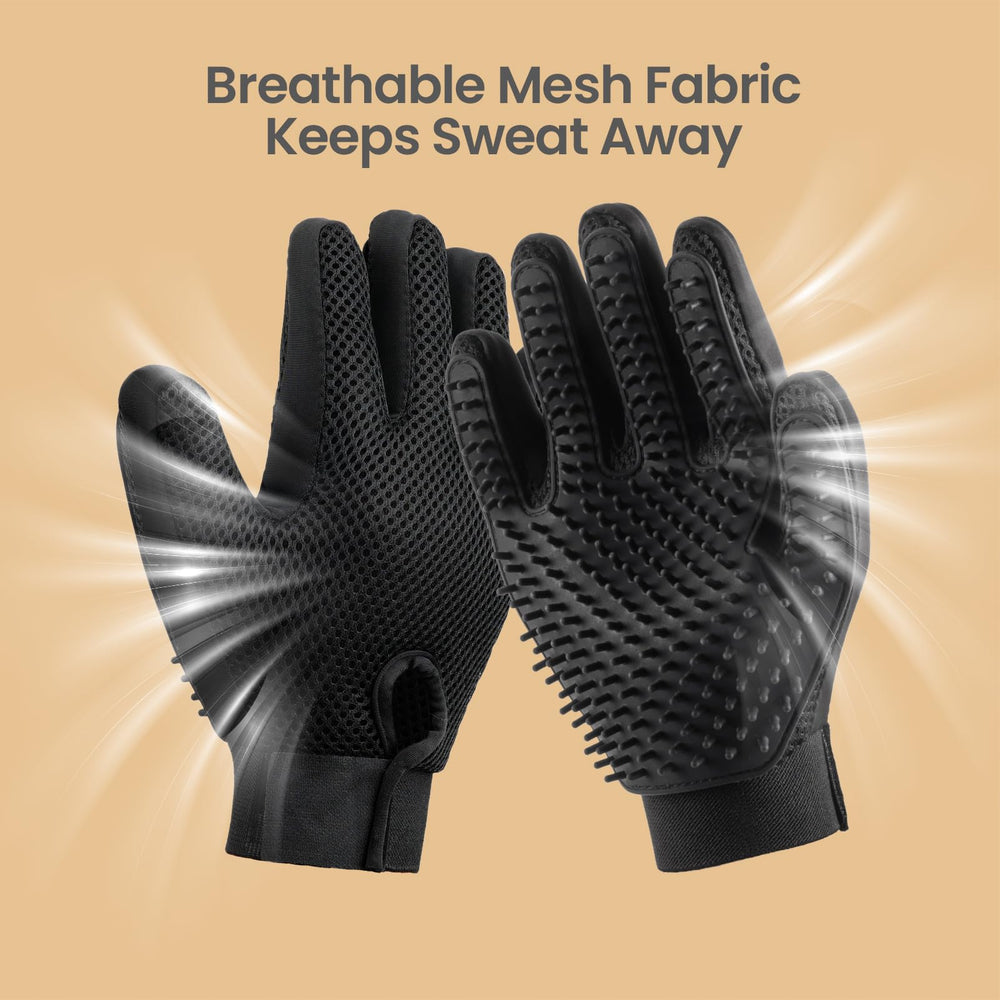 DELOMO Pet Hair Remover Glove machine washable for easy cleaning.