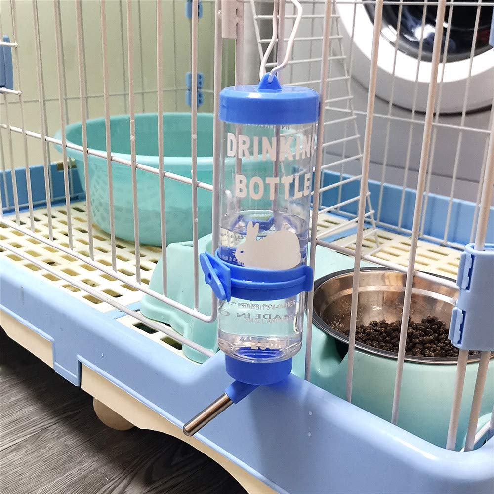 Depets easy-hang bracket—simple installation improves cage hydration access.