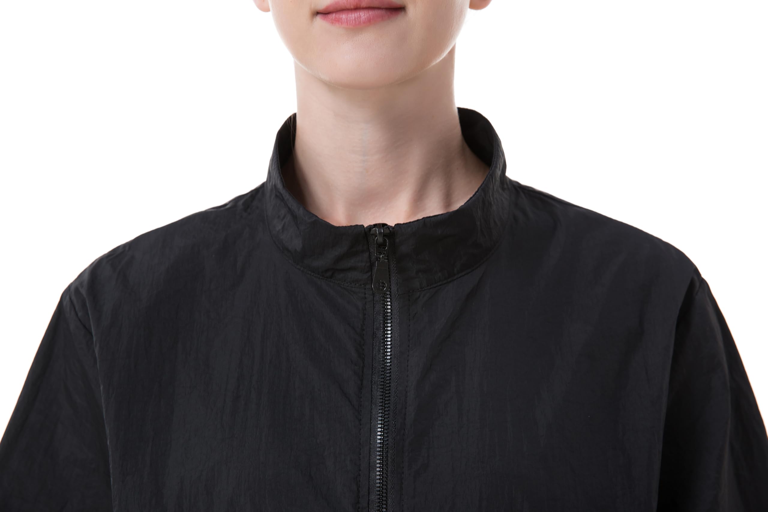 DHXYZZB versatile workwear suitable for barber, cosmetologist, or grooming tasks.