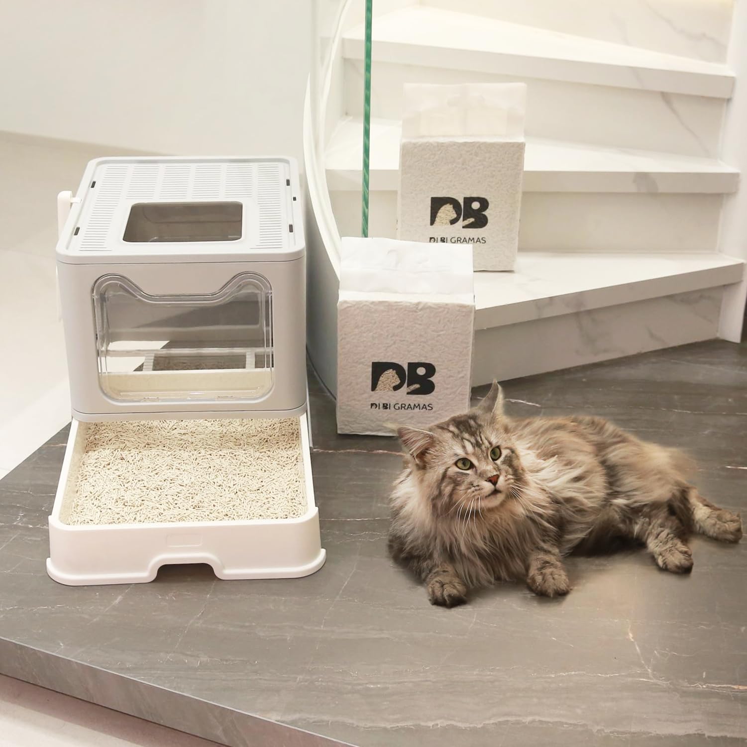 DI BI GRAMAS packaging label highlights eco-friendly, plant-based litter