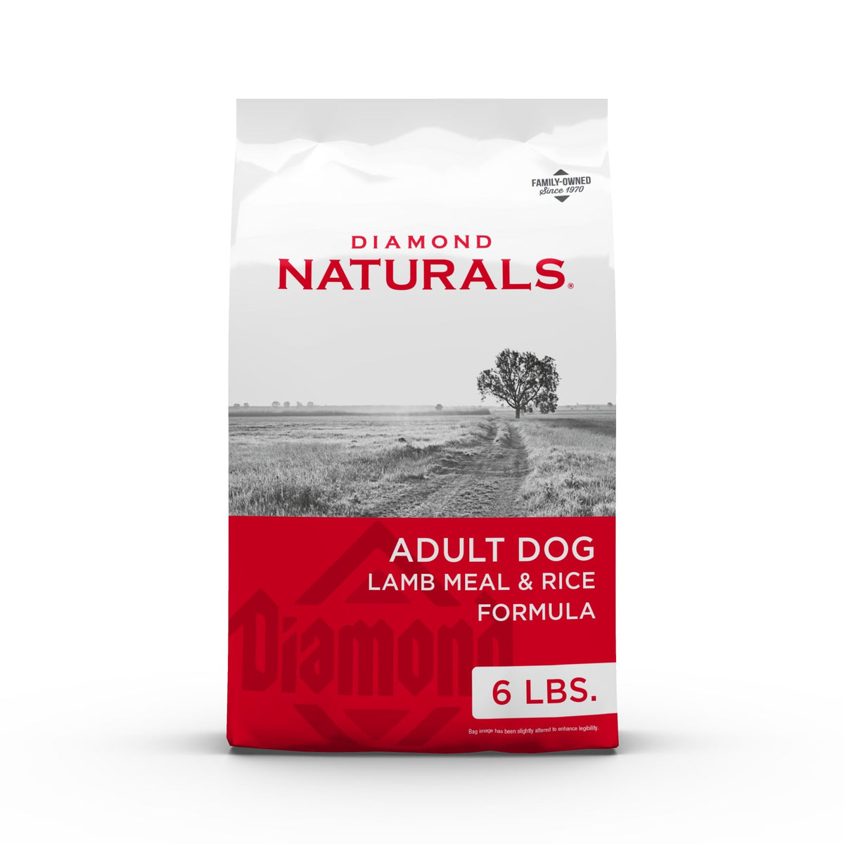 Diamond Naturals adult dog food lamb meal bag promotes balanced nutrition for active dogs.