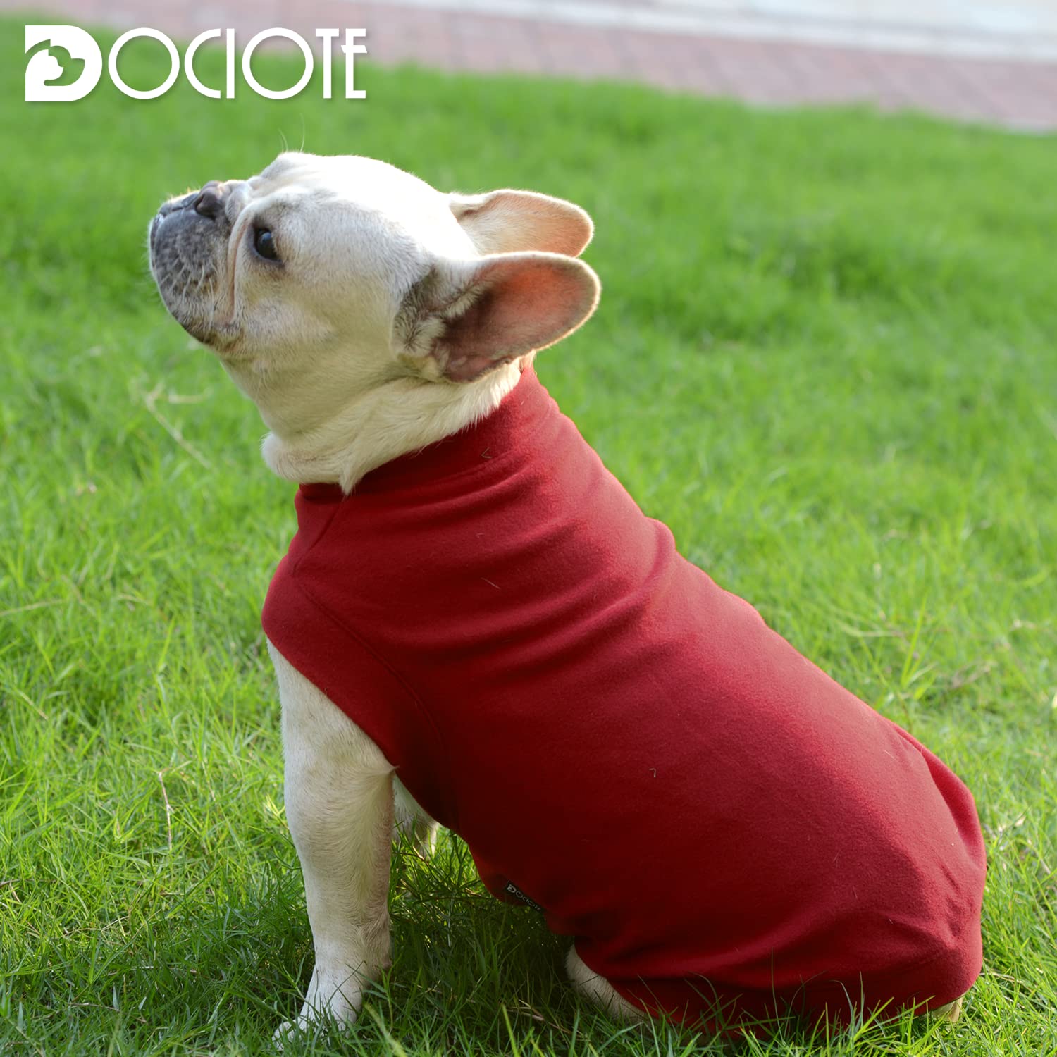 Dociote Soft Fleece Sweatshirt fleece detail suggests warm, soft texture.