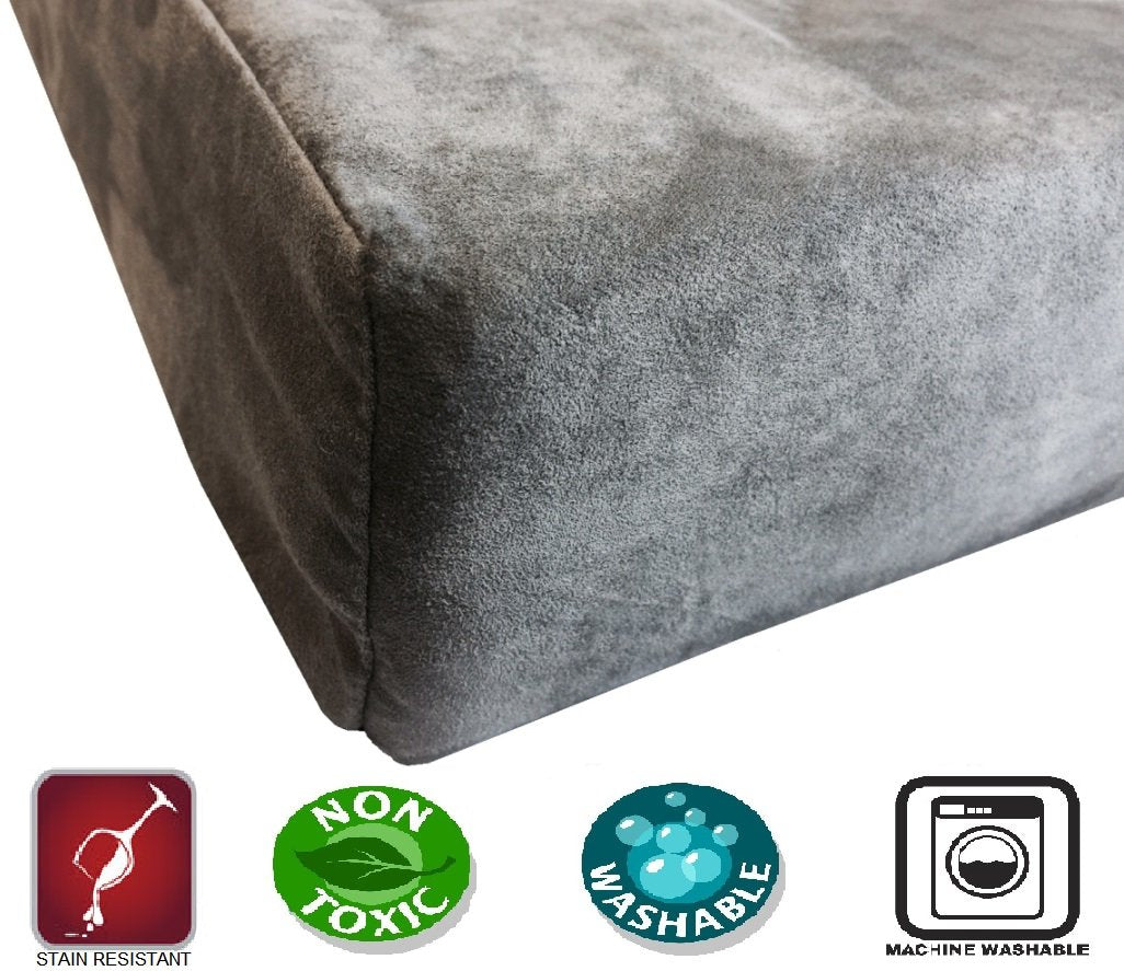 Dogbed4less waterproof inner liner keeps the pad clean and dry between washes.