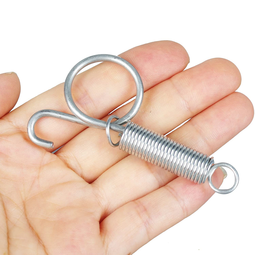 Dong Huang rounded pull ring design makes one-handed operation smoother.