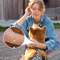 DONYUDE dog paw heart memorial bracelet closeup—gentle memorial keepsake for pet lovers.