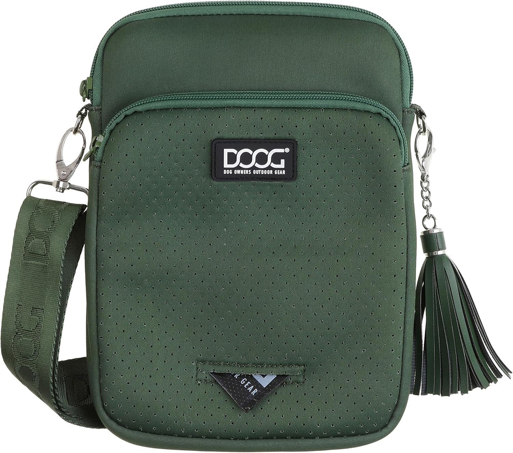 DOOG Walkie Bag with adjustable shoulder strap for comfortable daily walks.