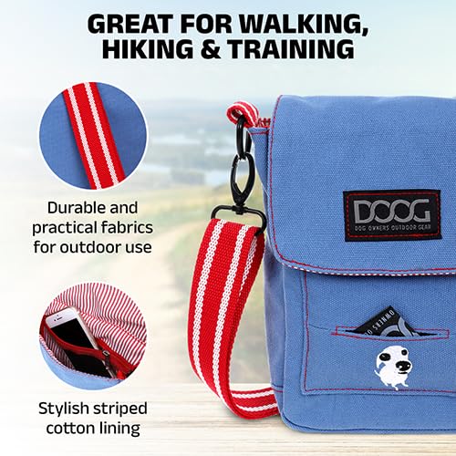DOOG Walkie Bag's water-resistant materials withstand rain and mud.