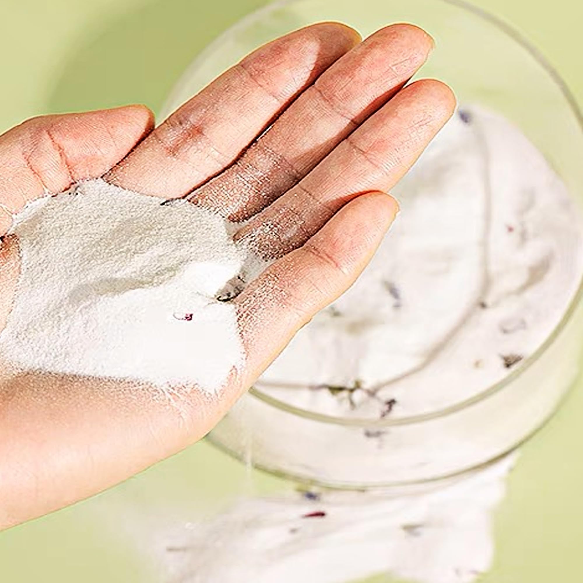 Close-up of DR.DUDU fine-texture sand for safe dust baths