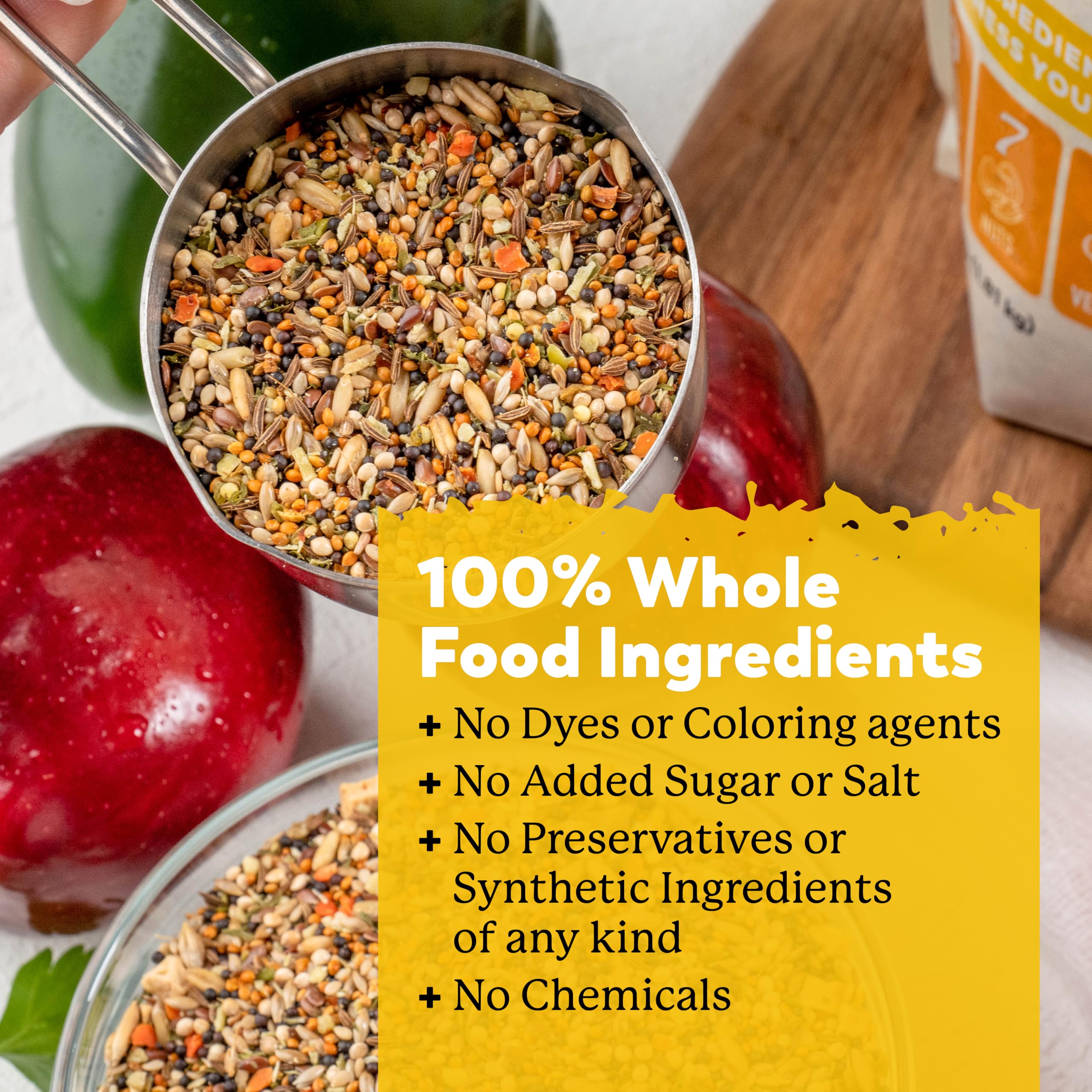 Dr. Harvey's Canary Blend USA packaging highlights additive-free nutrition.