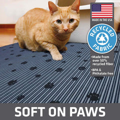 Machine washable Drymate mat cleans quickly after litter box visits.