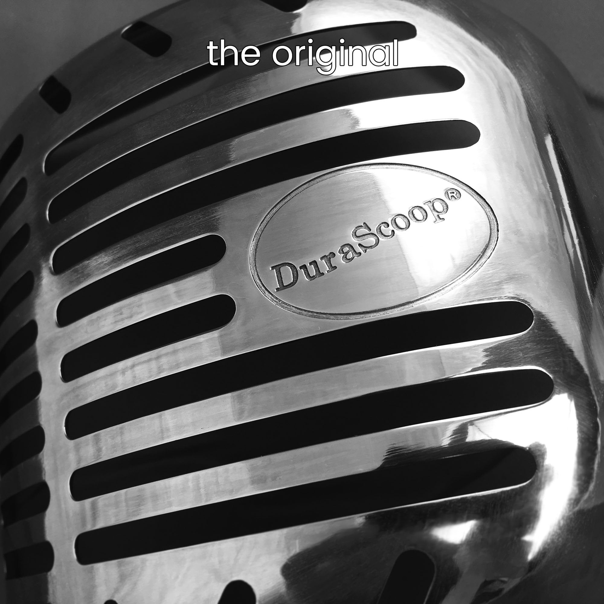 DuraScoop size adapts to standard and large litter boxes