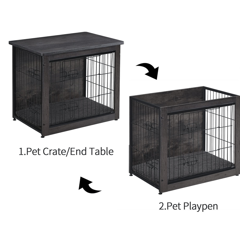 Dwanton crate interior features wooden bottom plate for safe footing.