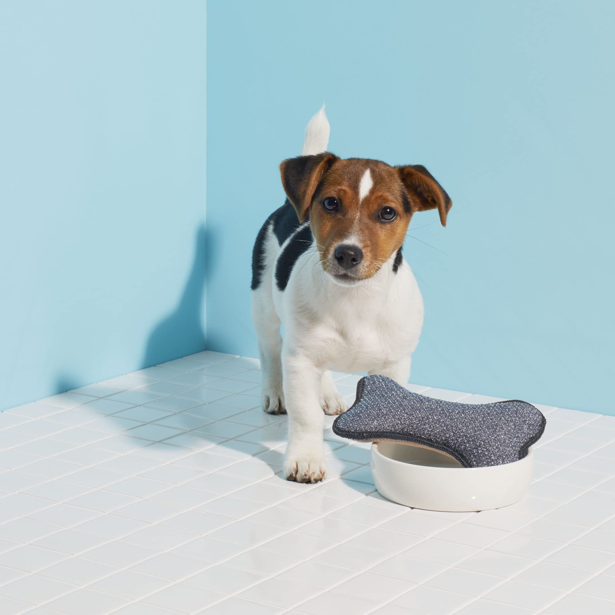 E-Cloth Pet Bowl Scrubber soft side lifts grease without residue