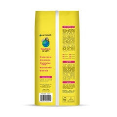 earthbath hypo-allergenic grooming-wipes dispenser closeup, easy wipe access for sensitive-skin pets.