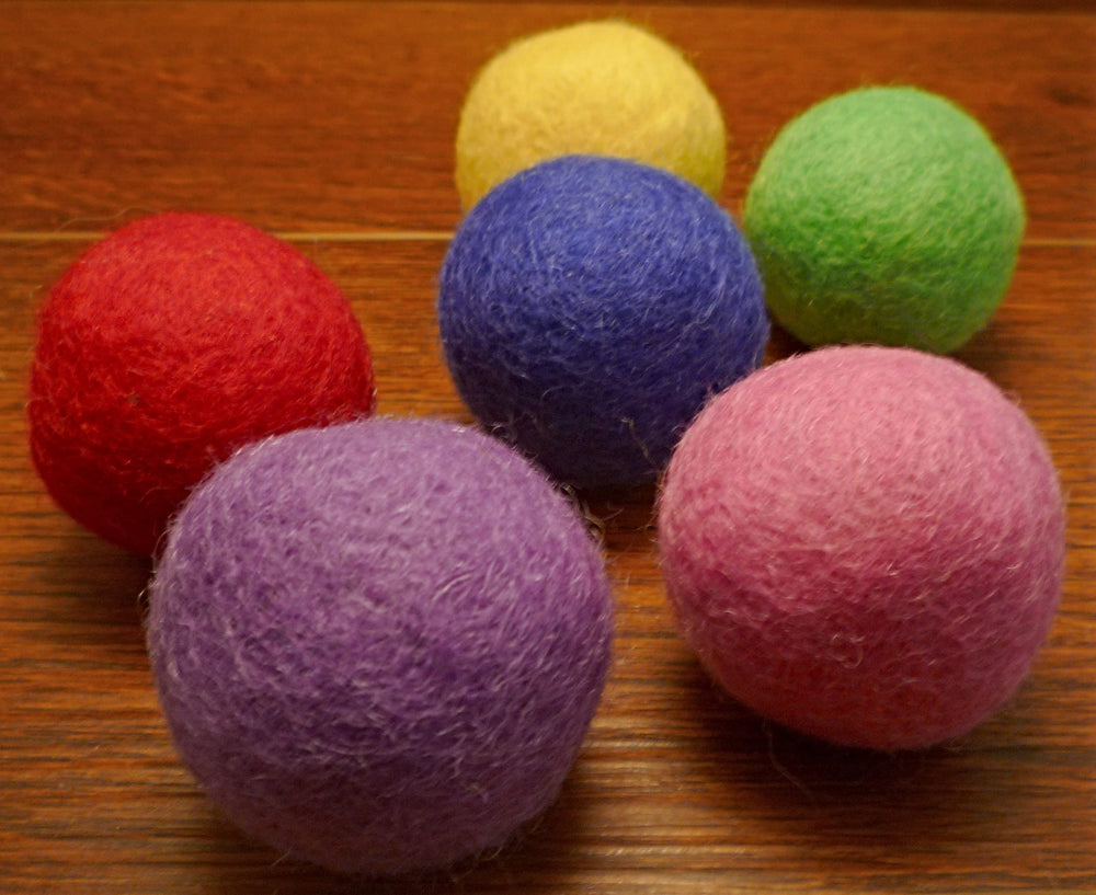Earthtone Solutions Wool Cat Balls durable wool and silent construction for apartment living.