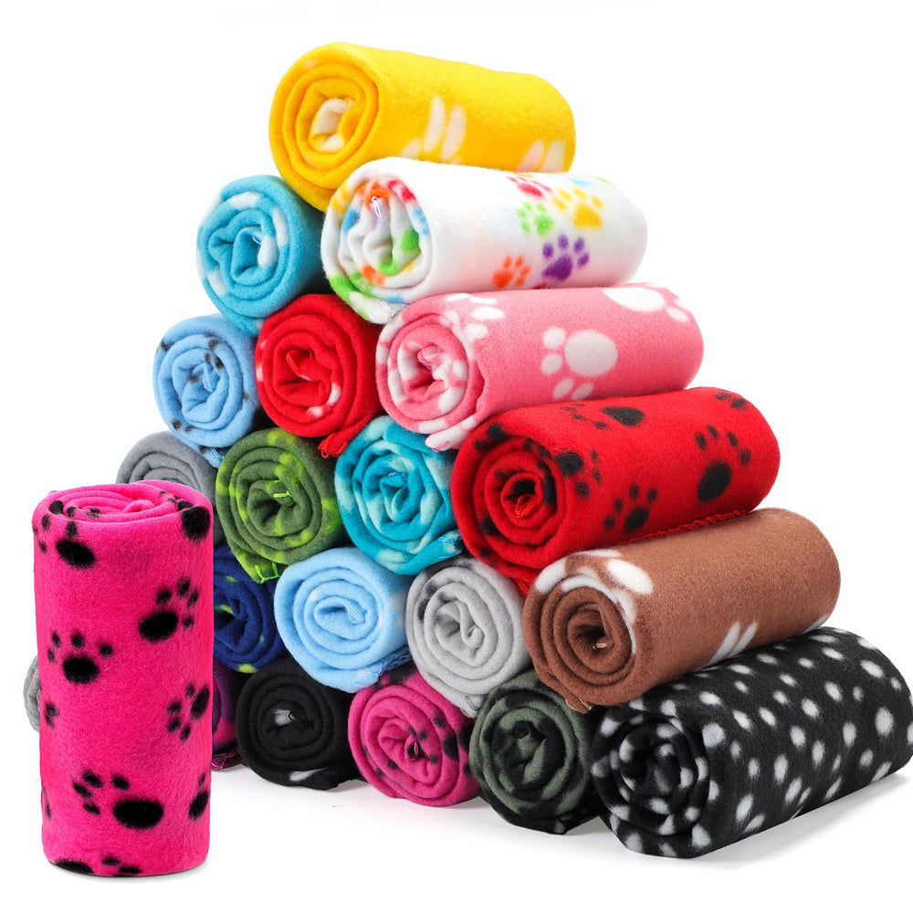 Eccliy puppy blanket with paw patterns keeps pets cozy and protects furniture.
