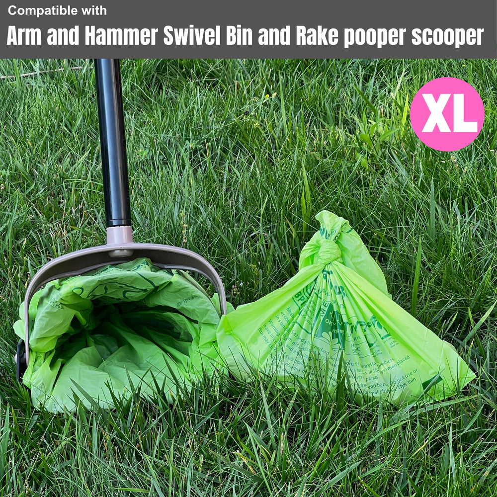 ecobewus bags with tie-handles show easy sealing after scooping waste.