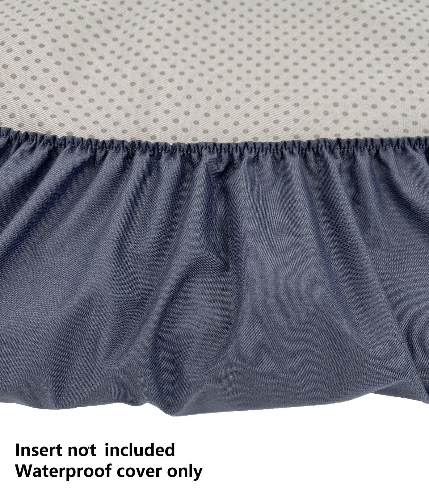 EechicSpace bed cover on crate demonstrates tidy, washable protection against spills.
