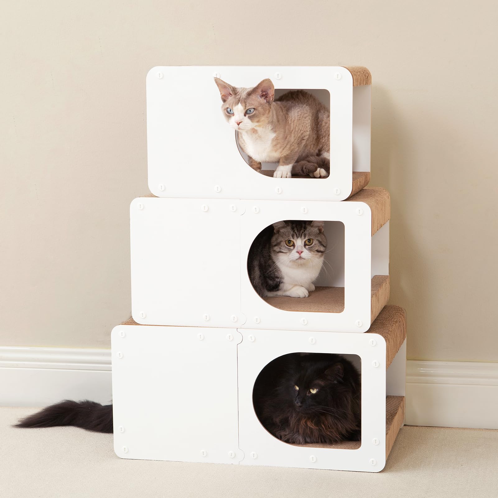 EHEYCIGA durable wooden frame adds stability during enthusiastic scratching.
