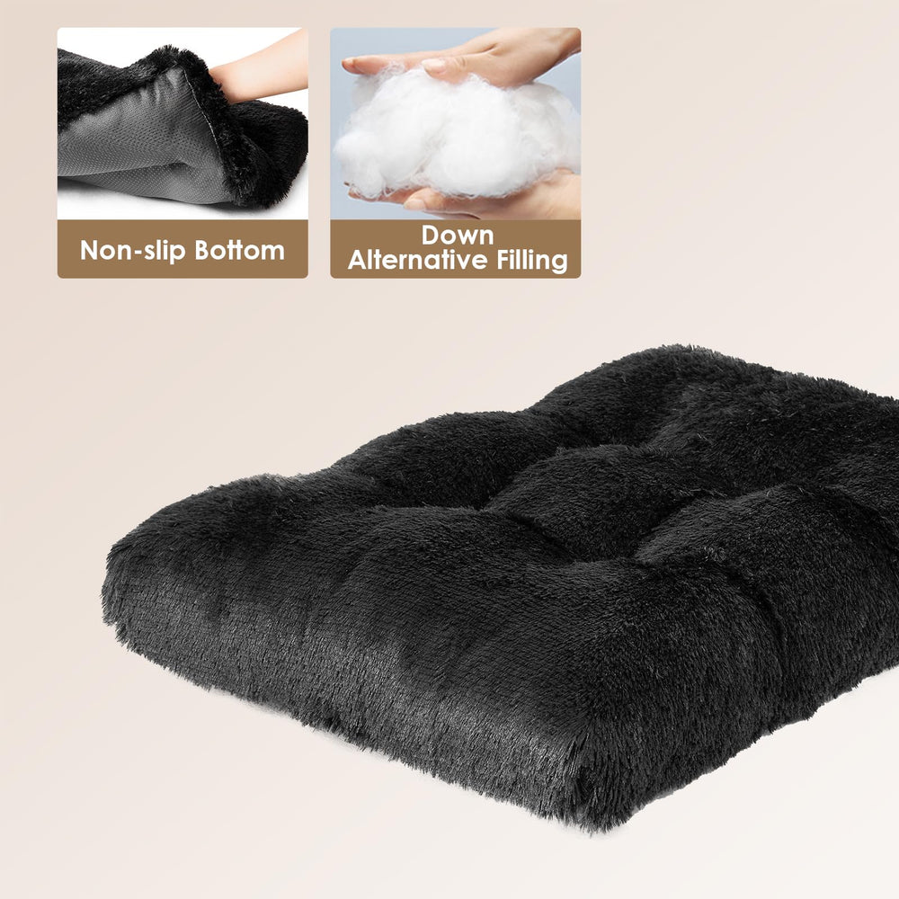 EHEYCIGA down-alternative filling, breathable and comfy lounging.