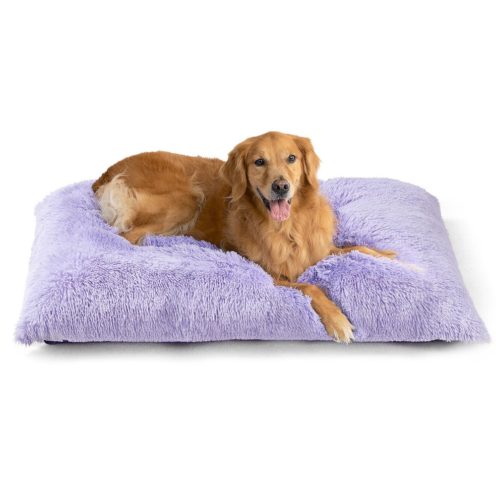 EHEYCIGA Fluffy Dog Crate Bed close-up shows plush faux fur for cozy lounging.