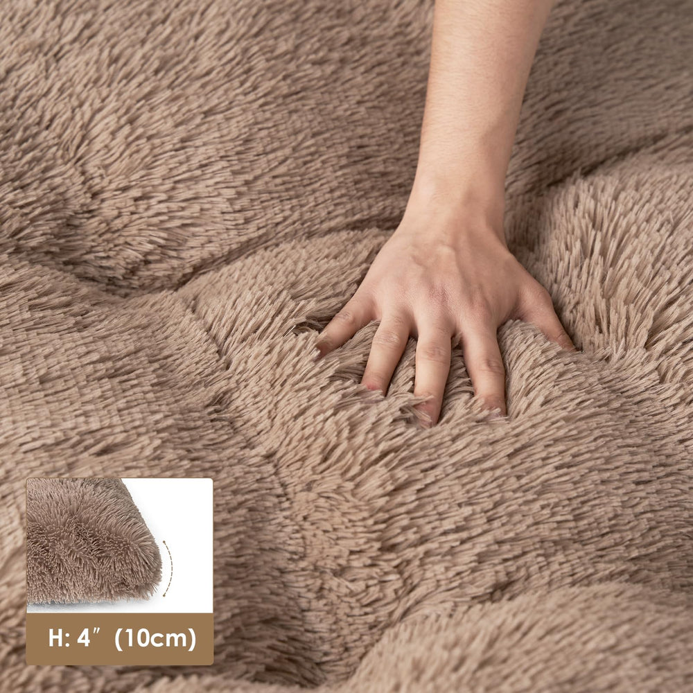 EHEYCIGA Fluffy XXL Dog Crate Pad in-crate setup for crate-ready comfort.