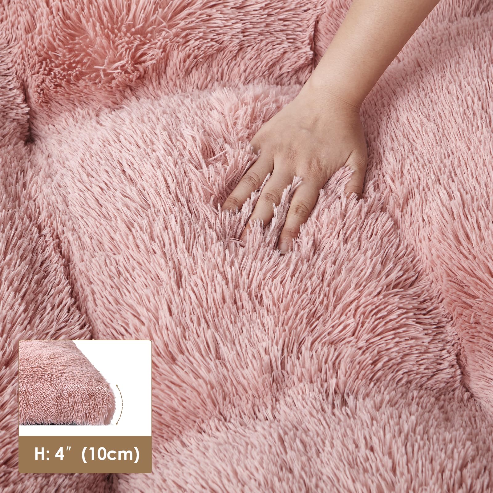 EHEYCIGA Fluffy XXL Dog Crate Pad machine washable for easy cleaning.
