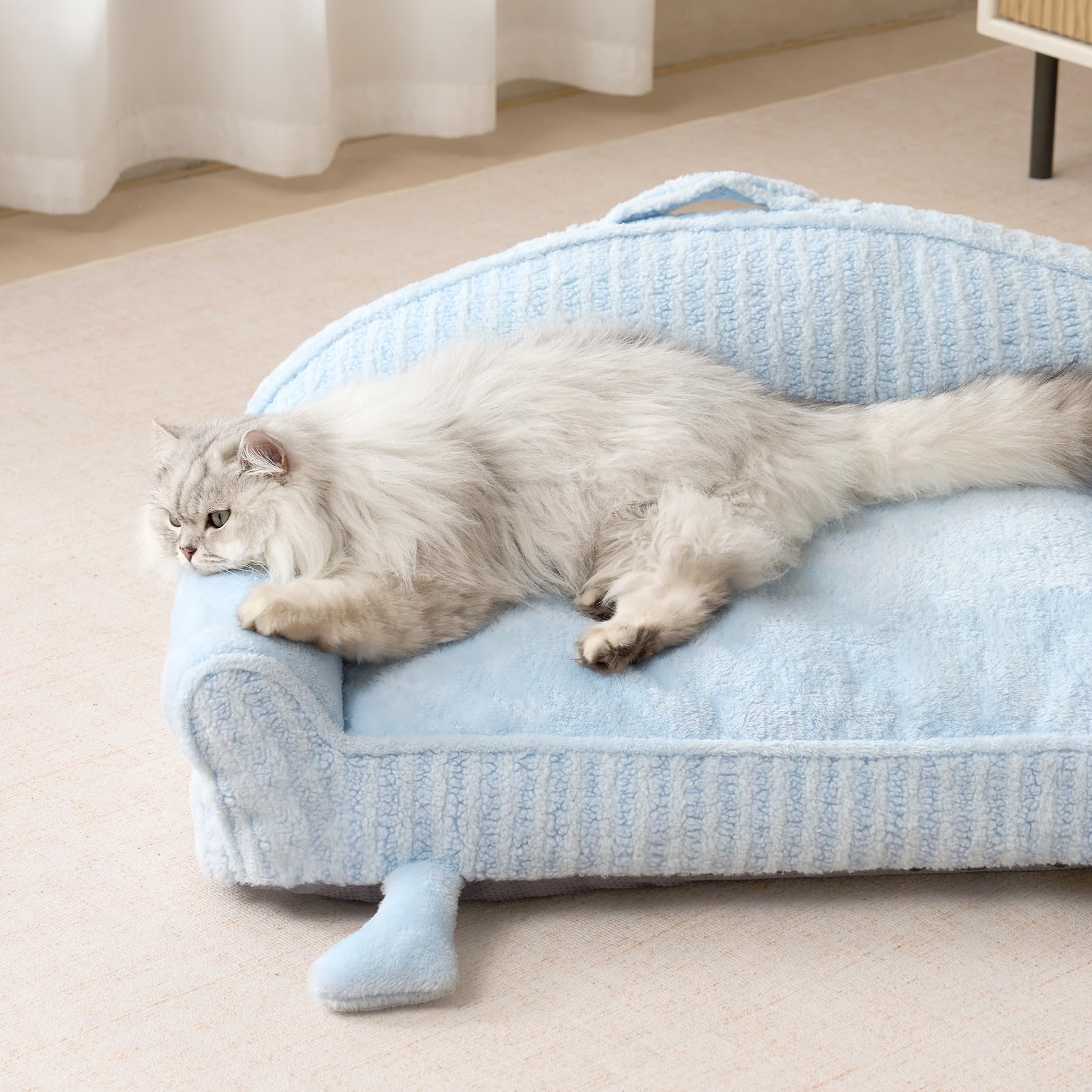 EHEYCIGA removable foam insert for easy cleaning and maintenance.