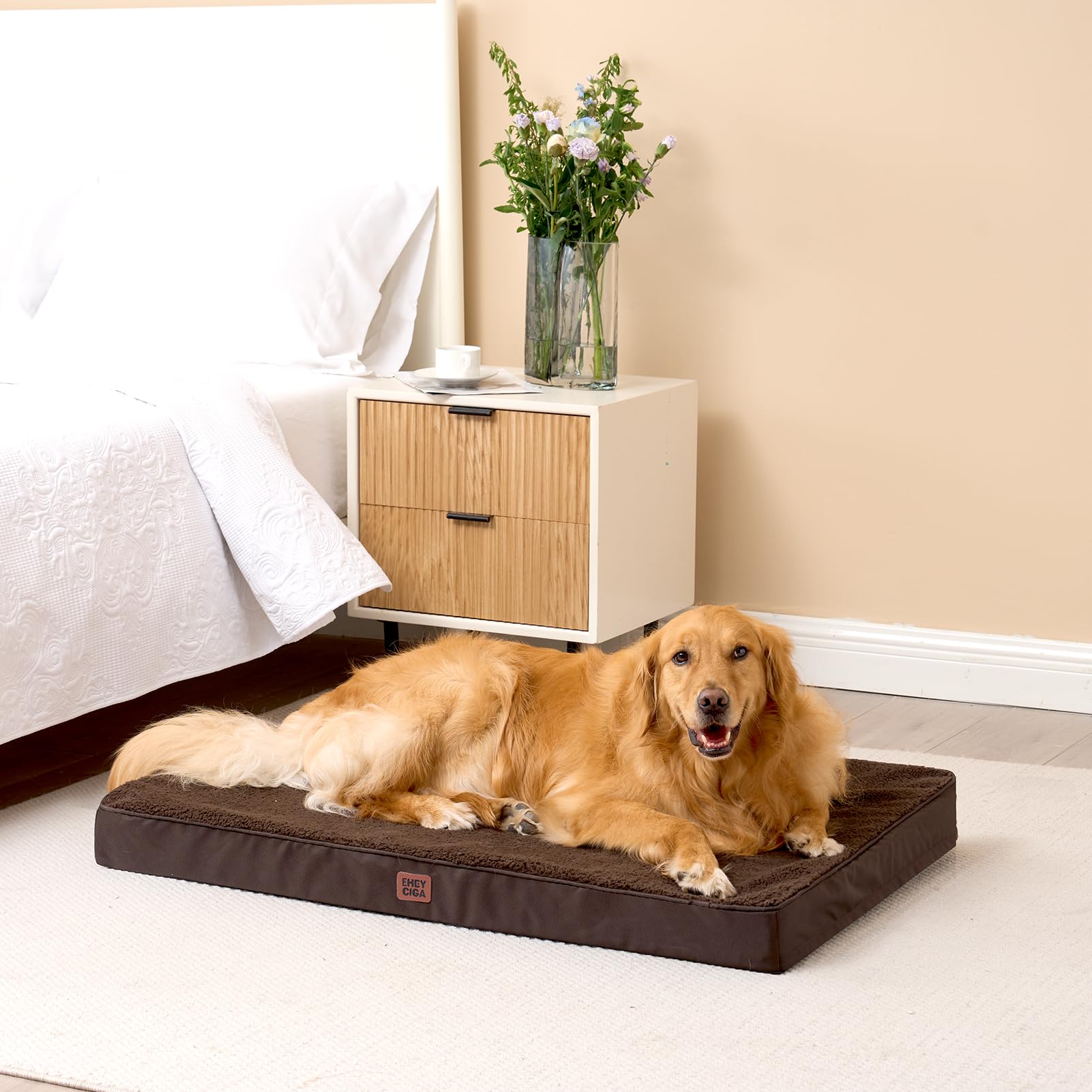 EHEYCIGA orthopedic bed packaged image shows easy setup and care