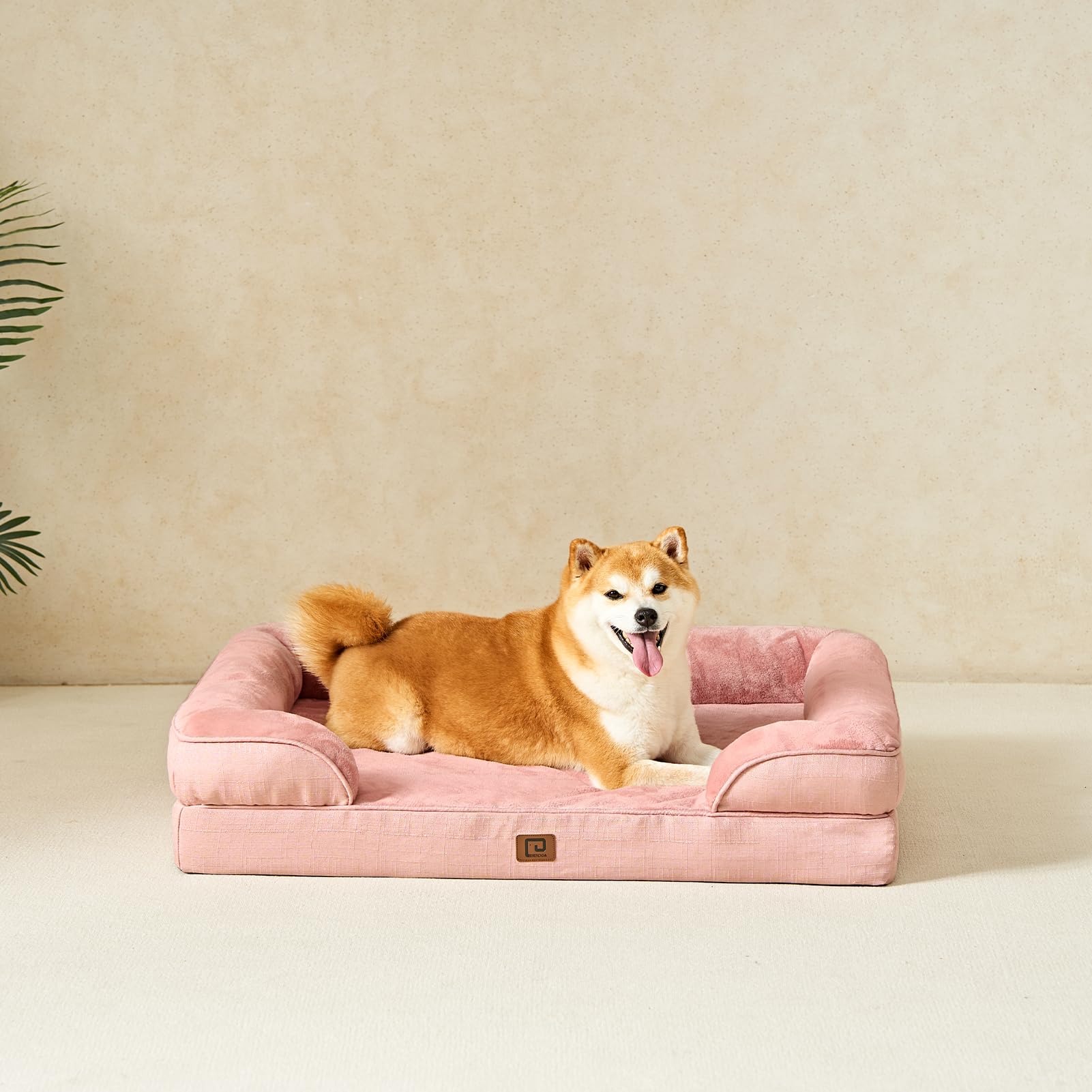 EHEYCIGA bed in use demonstrates cozy lounging and snuggle-ready design.