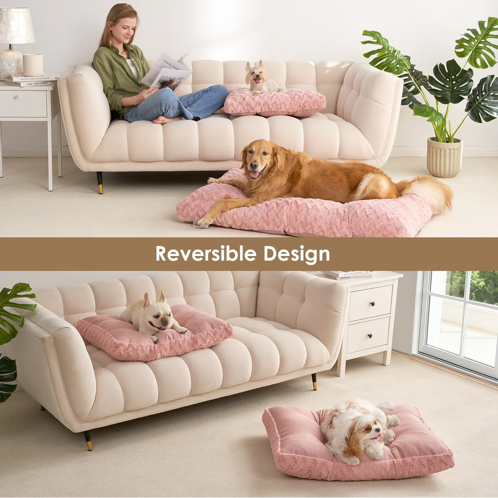 EHEYCIGA Pink washable dog crate bed vacuum-packaged with fluff restoration.