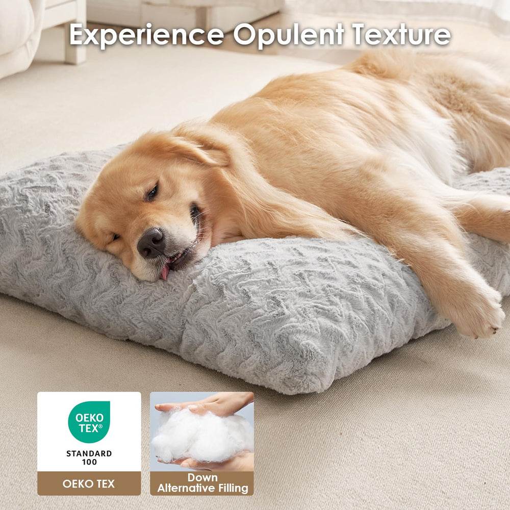 EHEYCIGA 3D faux fur closeup emphasizes ultra-soft surface and non-shedding feel