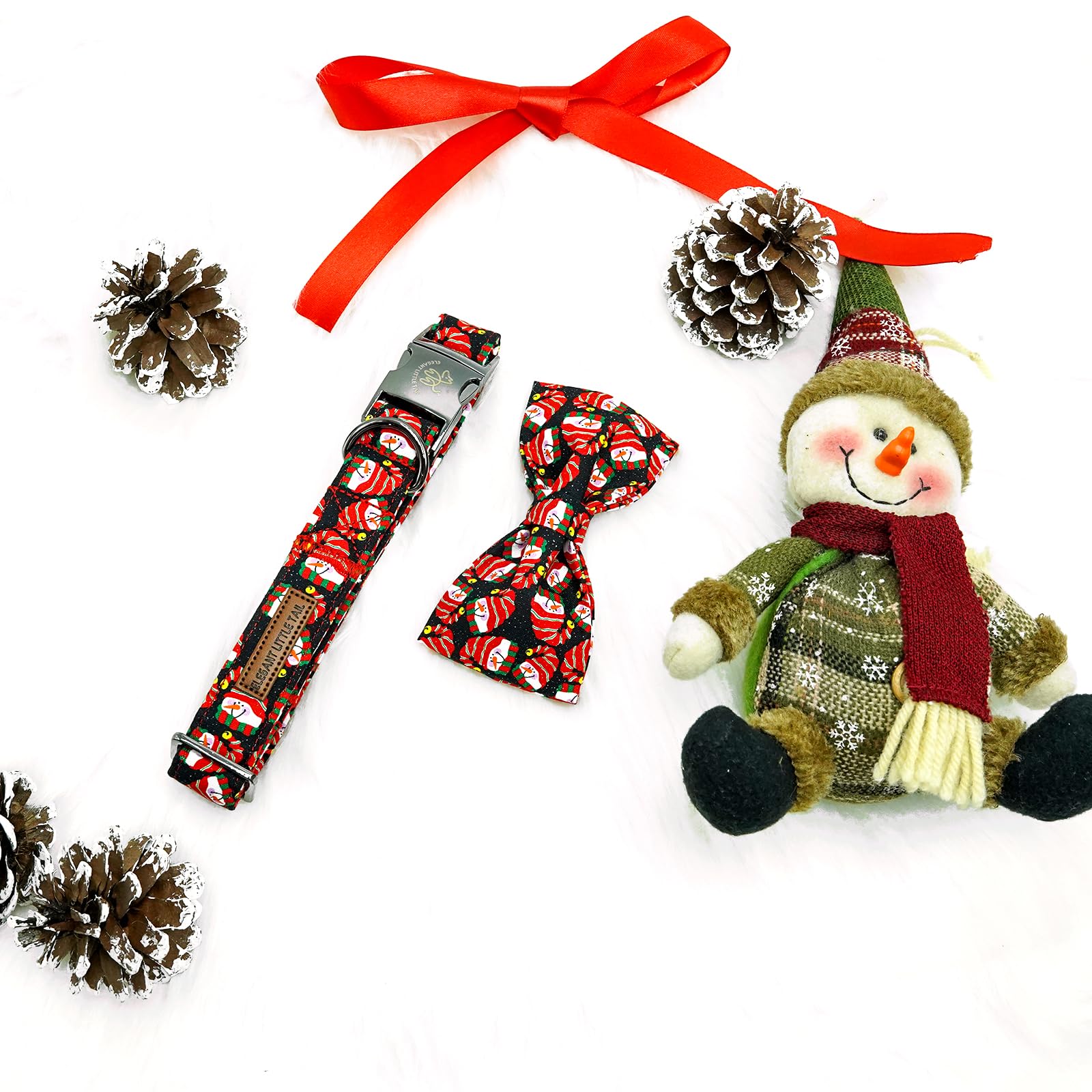 Elegant little tail durable buckle and welded D-ring for secure leash attachment.