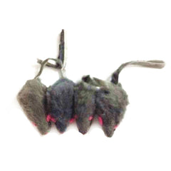 emours rattle-mice-grey cat toy in action during play session