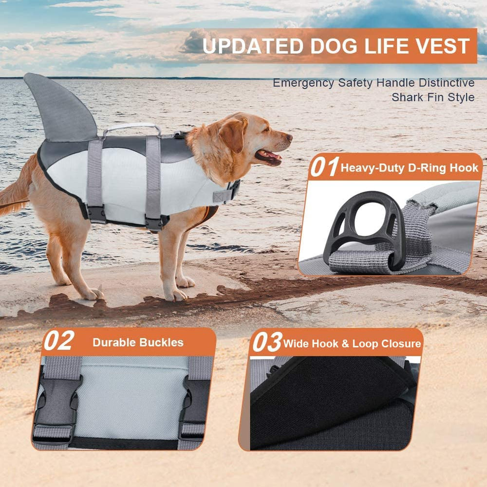 EMUST dog life jacket's reflective stripes boost visibility during dusk swims or low-light outings.