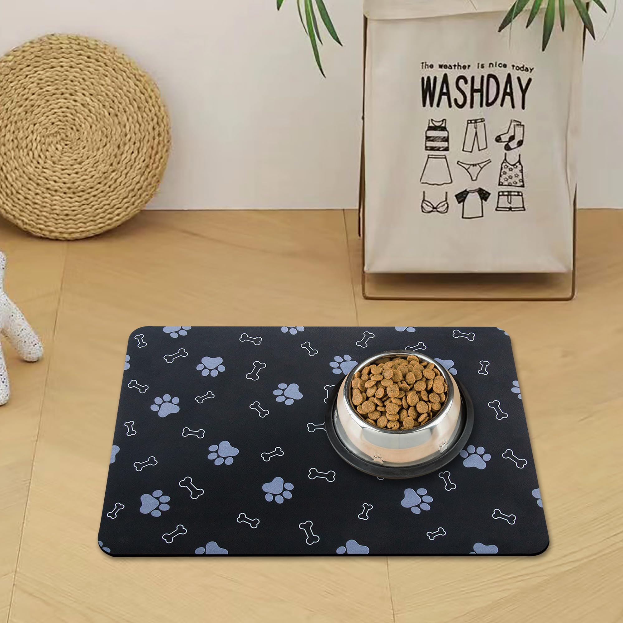 EP Jeans pet mat under water bowl with non-slip grip for stable feeding.