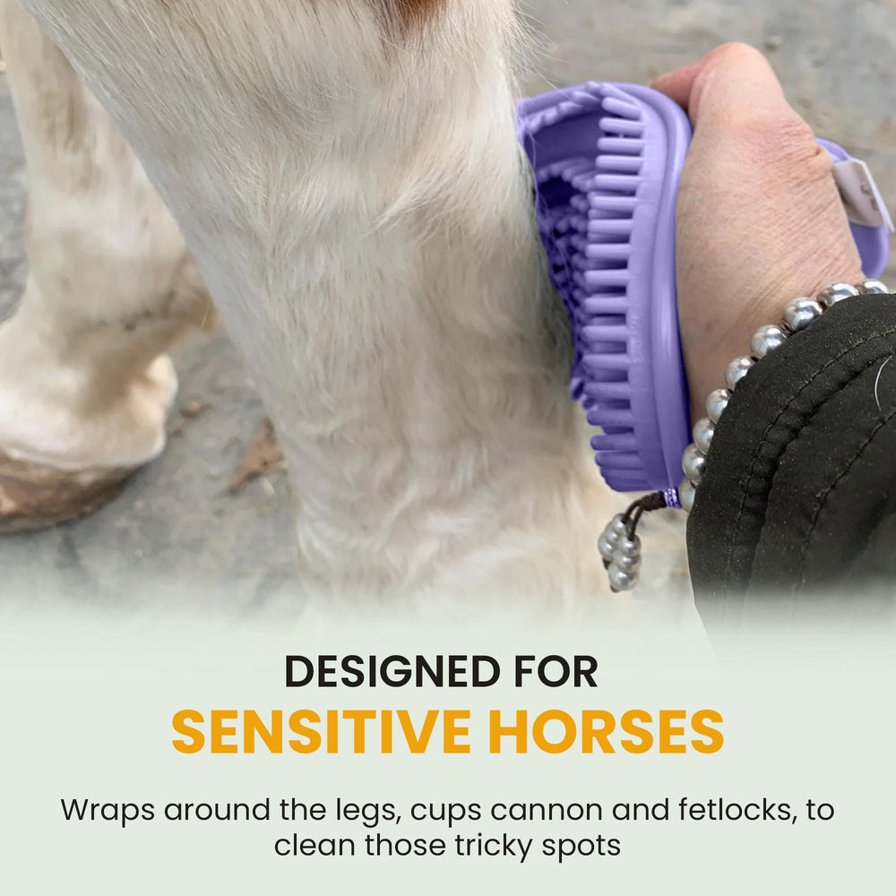 Epona Lavender Flexible Glossy Curry Comb coat shine close-up shows deep-clean and massage benefits
