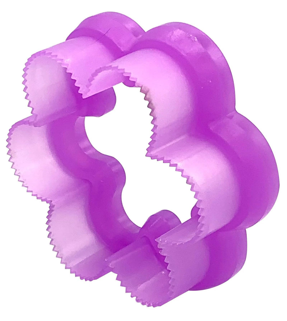 Epona Shed Flower Groomer in-use on horse for gentle, efficient coat maintenance.
